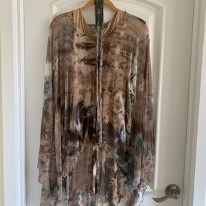 Sharagano Beige and Gray Organza Blouse